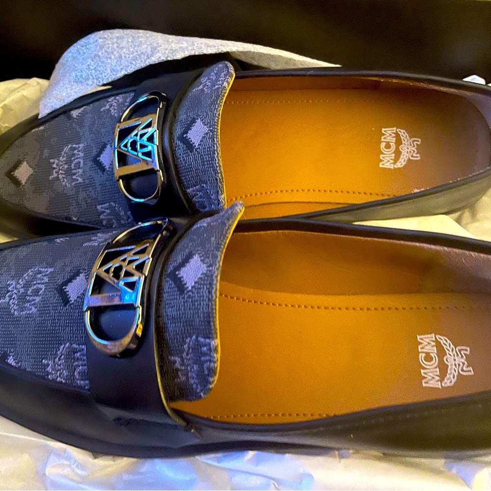 NEW MCM LOAFERS. BLACK AND GRAY